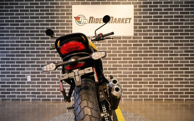 2027 Triumph Street Scrambler TRACKER