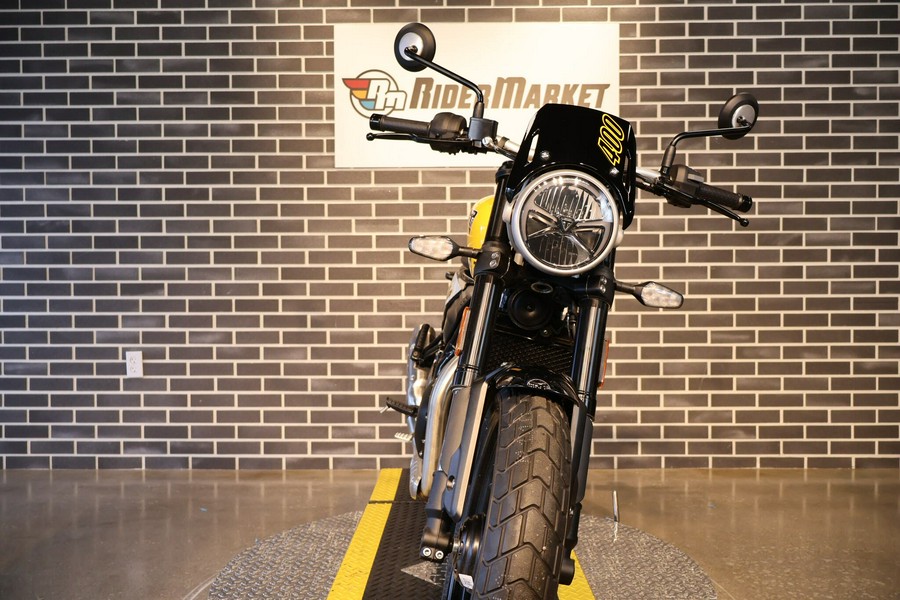 2027 Triumph Street Scrambler TRACKER