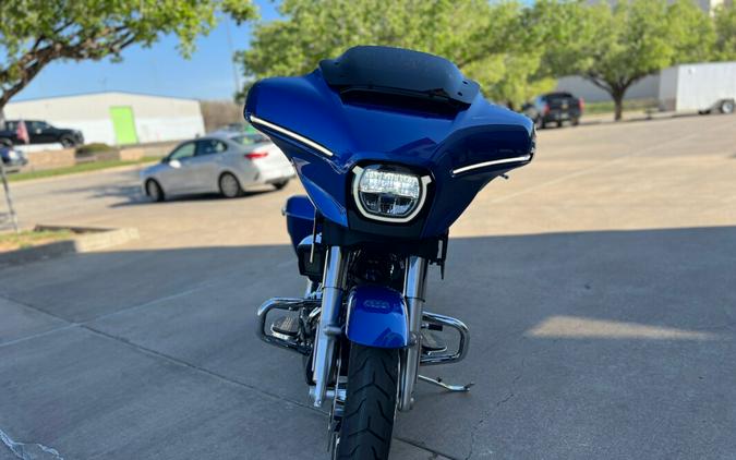 2024 Harley-Davidson® Street Glide® Blue Burst