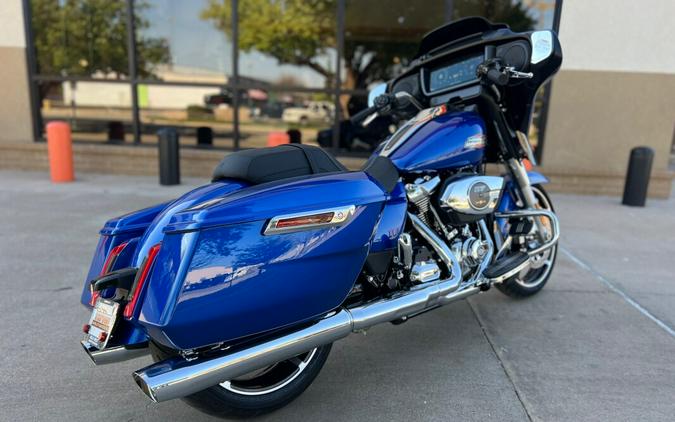 2024 Harley-Davidson® Street Glide® Blue Burst