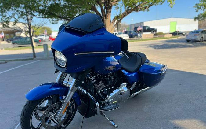 2024 Harley-Davidson® Street Glide® Blue Burst