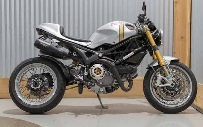 2010 Ducati Monster 1100 S