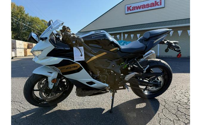 2026 Kawasaki Ninja® ZX™-4RR ABS