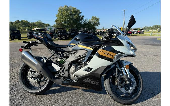 2026 Kawasaki Ninja® ZX™-4RR ABS