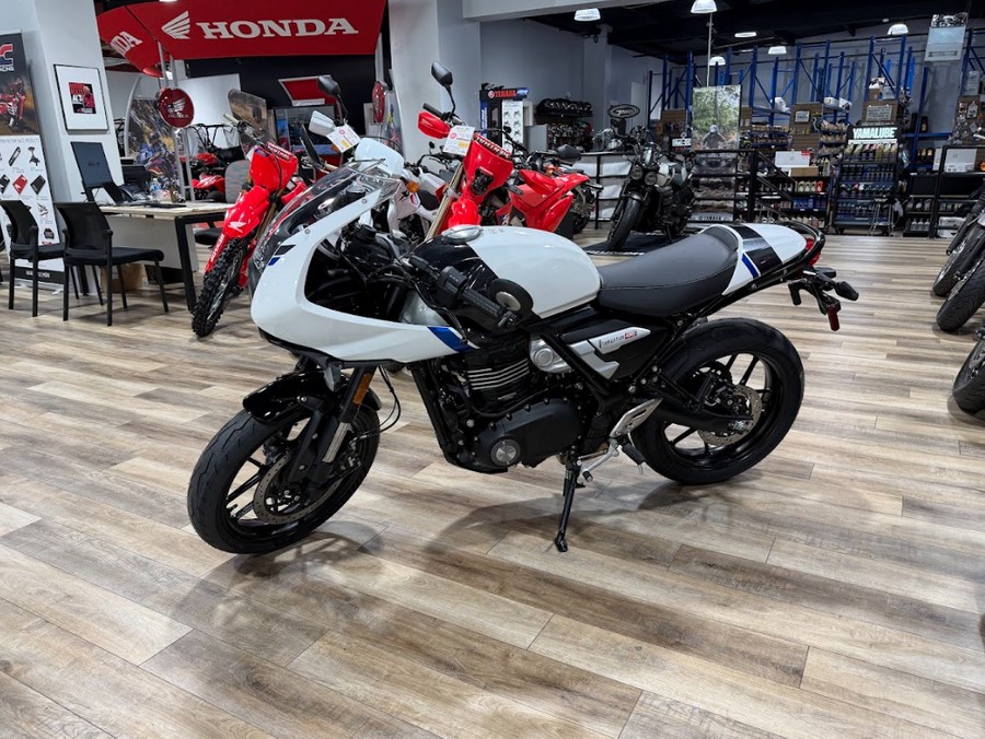 2026 Thruxton 400 - Triumph