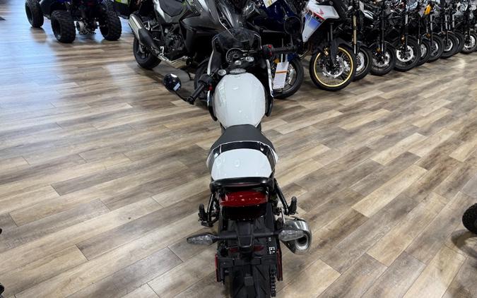2026 Thruxton 400 - Triumph