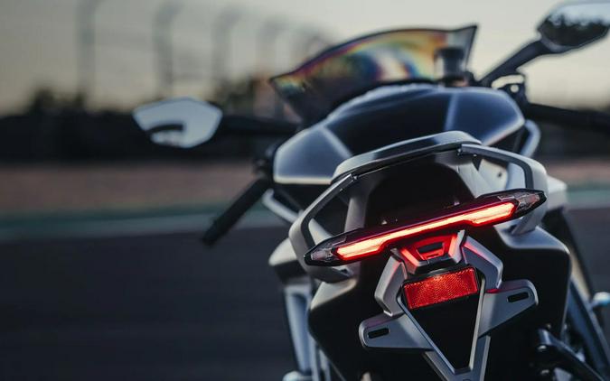 2025 CFMOTO 675SS
