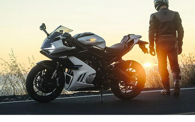 2025 CFMOTO 675SS