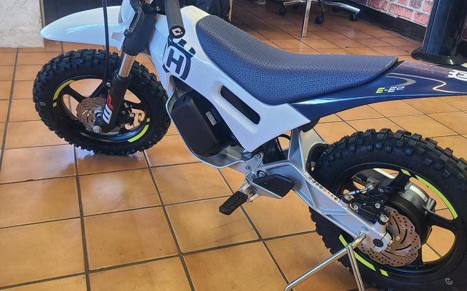 2024 Husqvarna EE 2