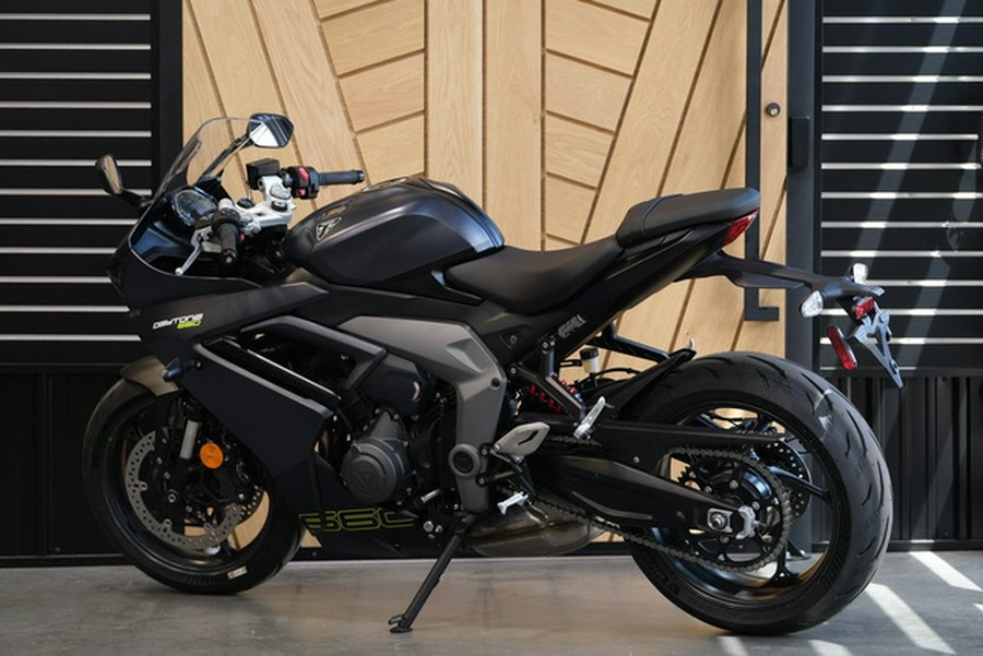 2025 Triumph Daytona 660 Satin Granite/Satin Black