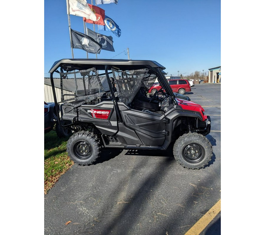 2025 Honda Pioneer 1000-5 Deluxe