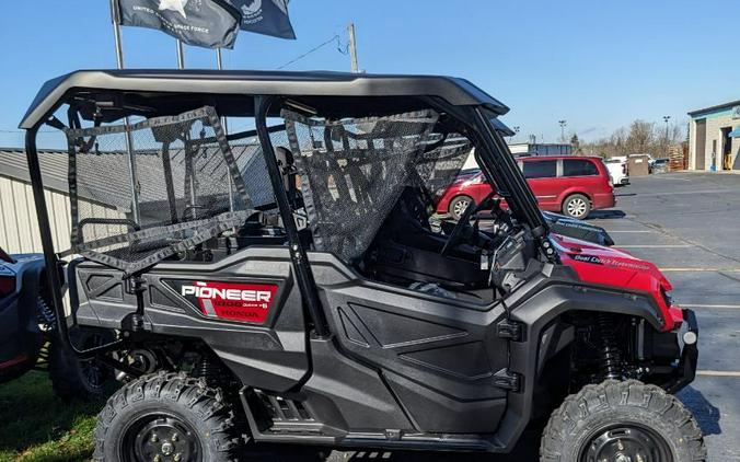 2025 Honda Pioneer 1000-5 Deluxe