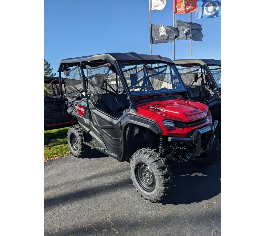 2025 Honda Pioneer 1000-5 Deluxe