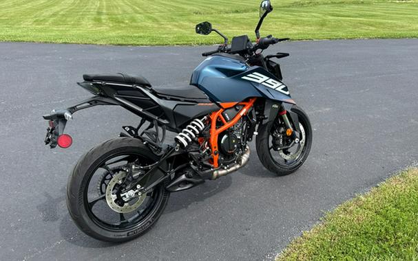 2026 KTM Duke 390