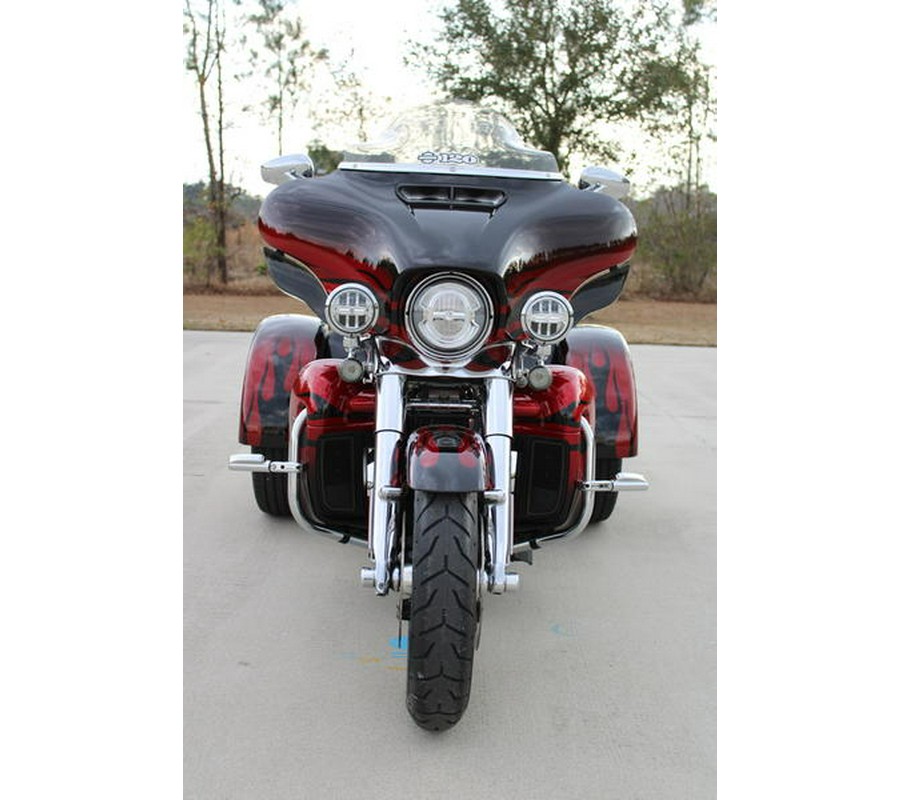 2022 Harley-Davidson® FLHTCUTGSE - CVO™ Tri Glide®