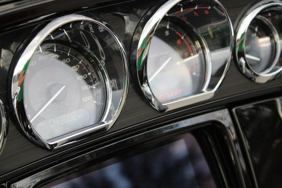 2022 Harley-Davidson® FLHTCUTGSE - CVO™ Tri Glide®