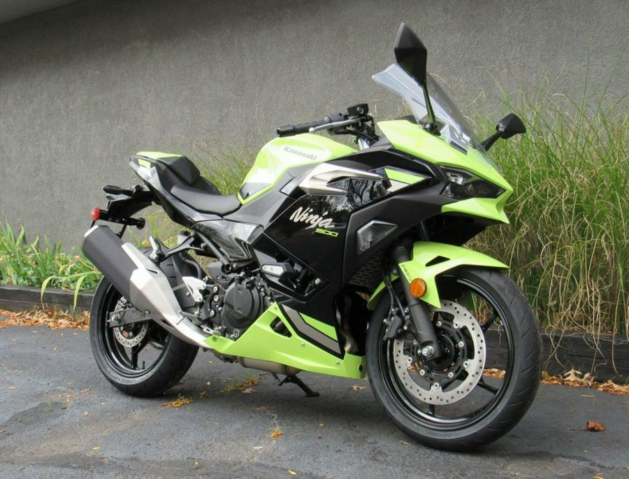 2026 Kawasaki Ninja® 500 ABS