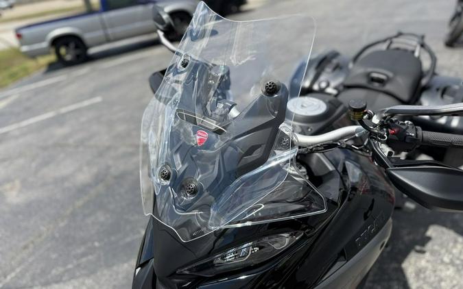2026 Ducati Multistrada V4 S Thrilling Black