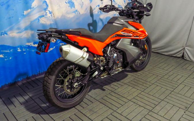 2022 KTM Adventure 890