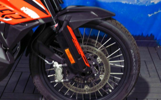2022 KTM Adventure 890
