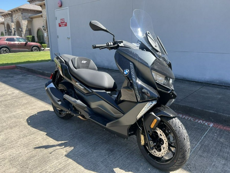 2024 BMW C 400 GT Triple Black