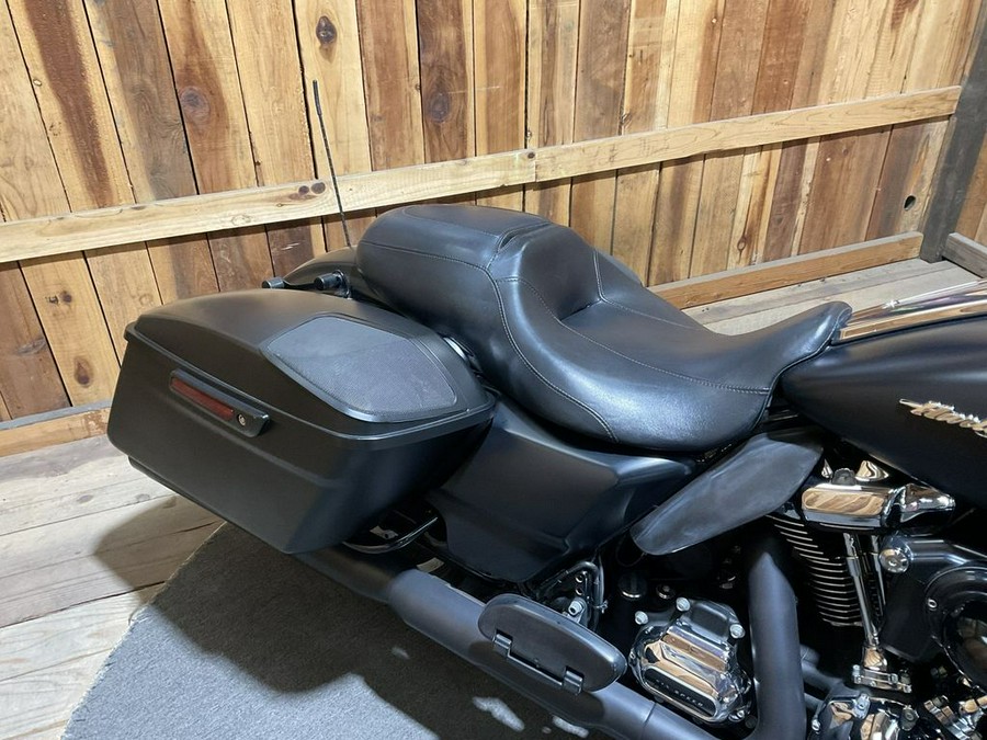 2018 Harley-Davidson® FLTRX - Road Glide®