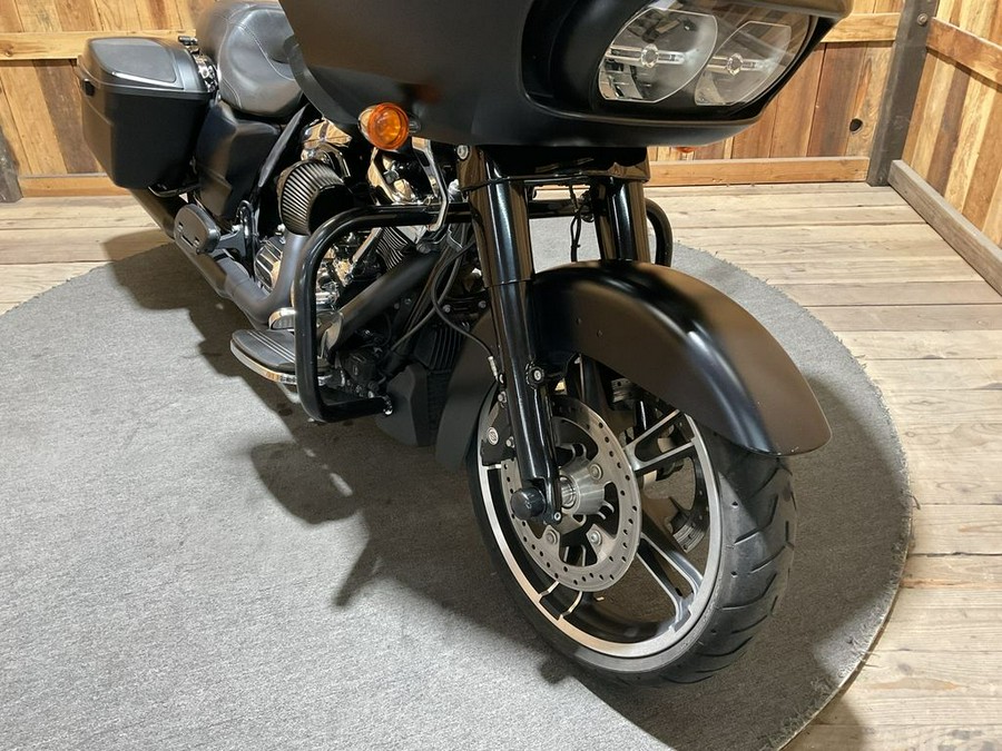 2018 Harley-Davidson® FLTRX - Road Glide®