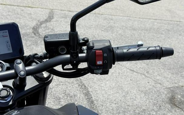 2026 Honda® CB750 Hornet E-Clutch