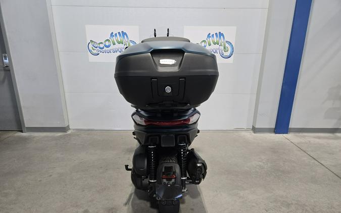 2024 Piaggio MP3 530 Exclusive