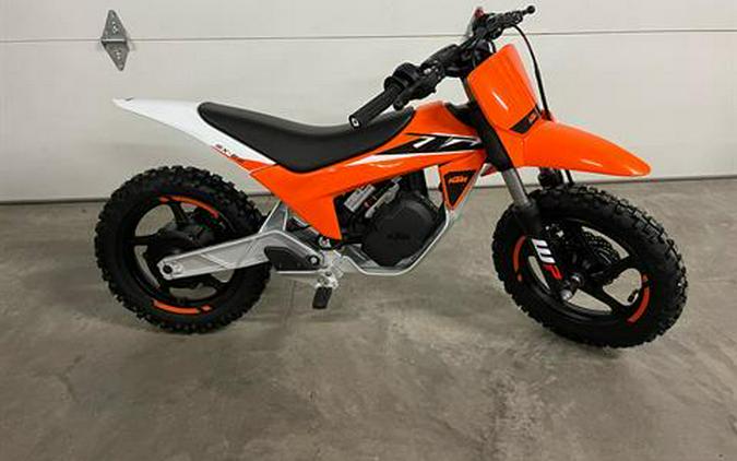 2024 KTM SX-E 2