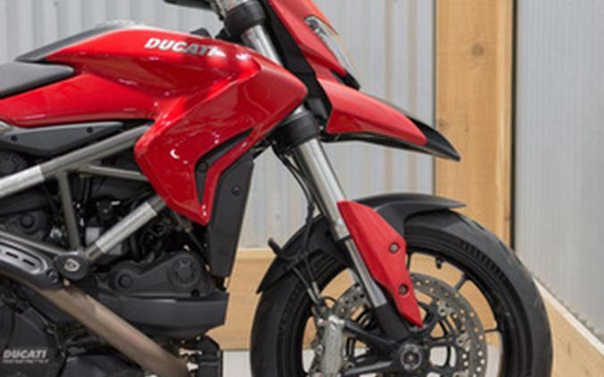 2016 Ducati Hyperstrada 939 Red