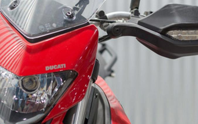 2016 Ducati Hyperstrada 939 Red