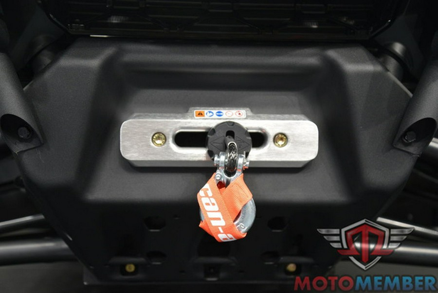 2026 Can-Am Defender MAX Limited HD11