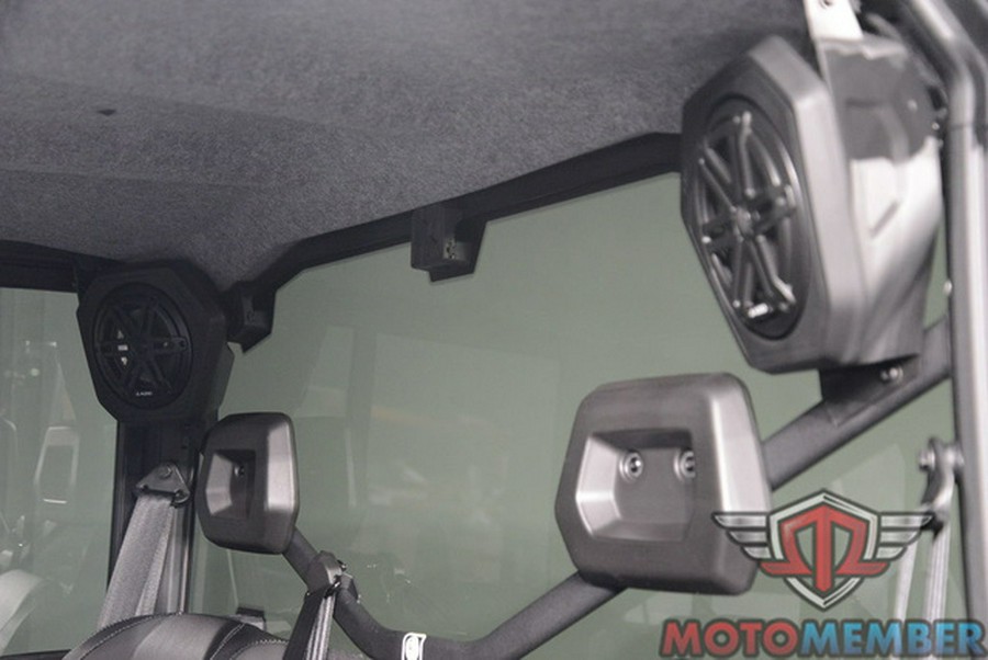 2026 Can-Am Defender MAX Limited HD11