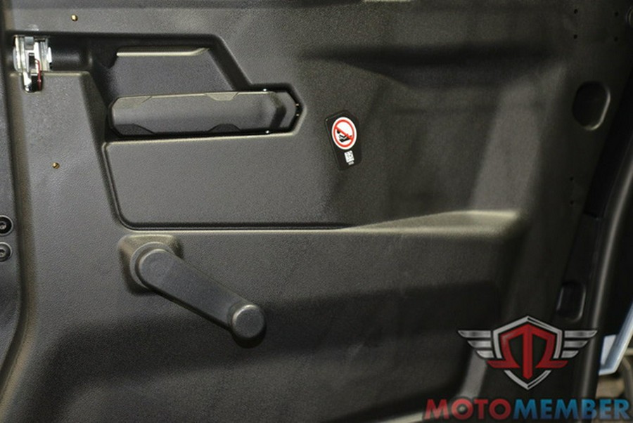 2026 Can-Am Defender MAX Limited HD11