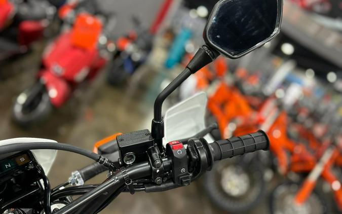 2025 Honda XR650L