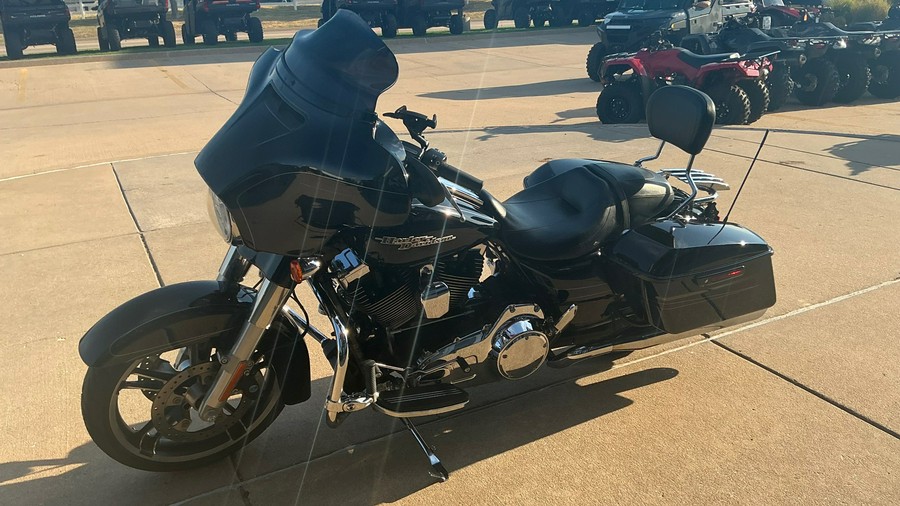 2015 Harley-Davidson Street Glide FLHXS Special