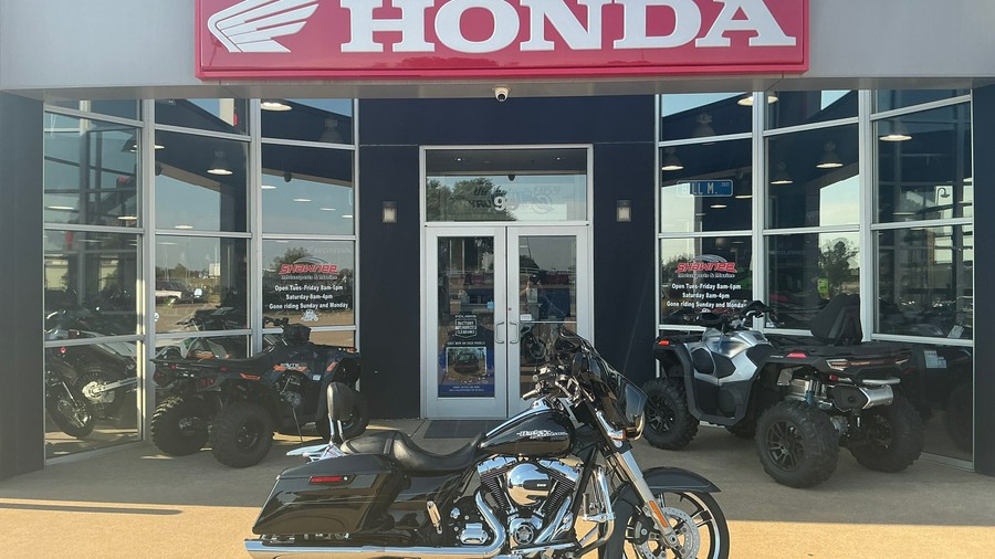 2015 Harley-Davidson Street Glide FLHXS Special