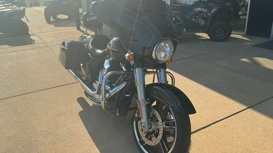 2015 Harley-Davidson Street Glide FLHXS Special