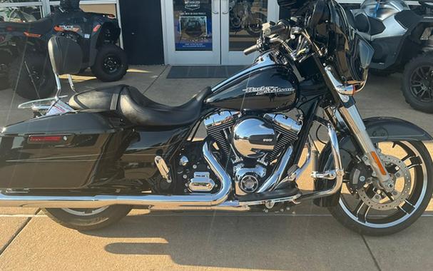 2015 Harley-Davidson Street Glide FLHXS Special