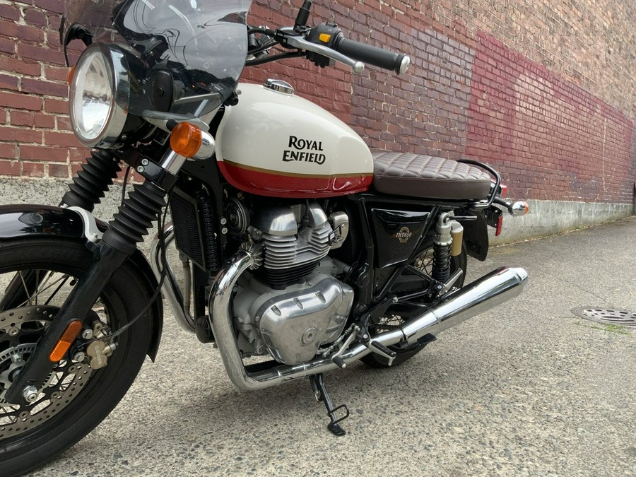 2022 Royal Enfield INT 650