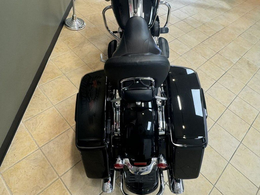 2016 Harley-Davidson Road Glide® Base