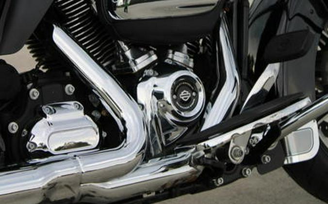 2023 Harley-Davidson® Police & Fire FLHP - Police Road King®