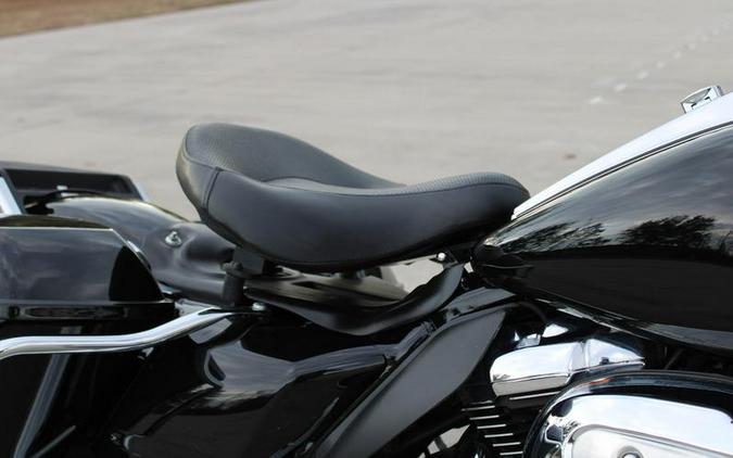 2023 Harley-Davidson® Police & Fire FLHP - Police Road King®