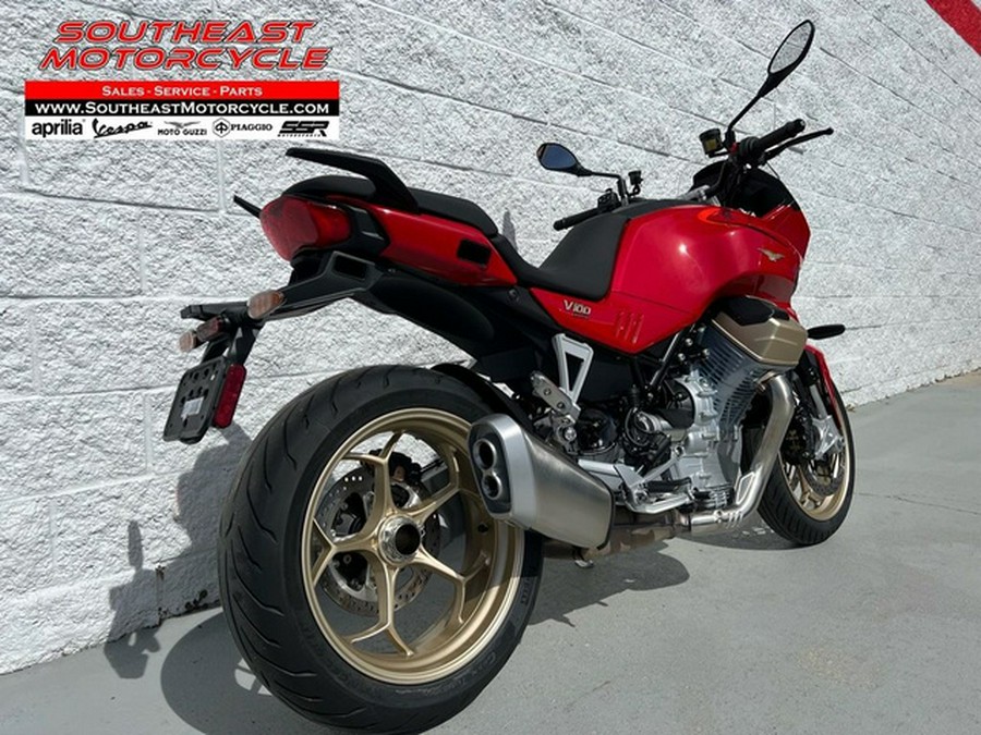2023 Moto Guzzi V100 Mandello