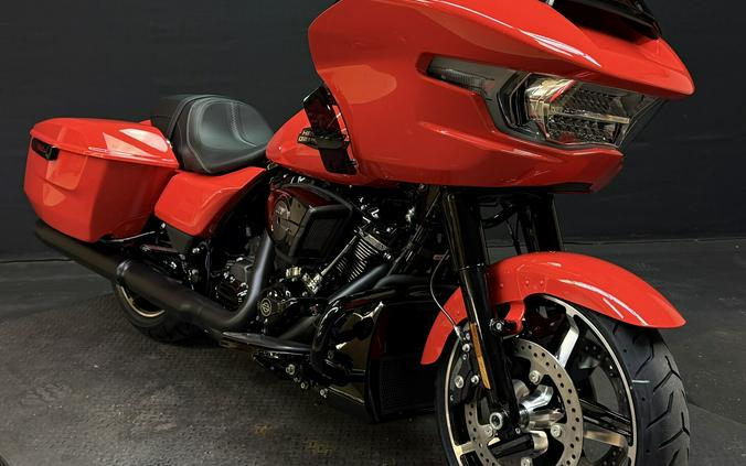 Harley-Davidson® 2026 Road Glide Blood Orange Black Trim
