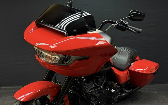 Harley-Davidson® 2026 Road Glide Blood Orange Black Trim