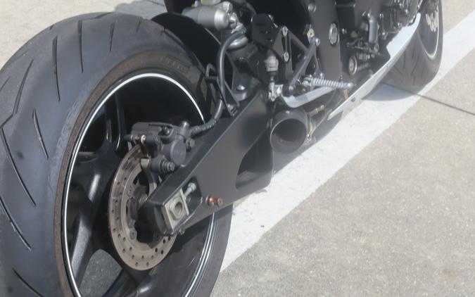 2013 Yamaha Motor Corp., USA YZF-R1