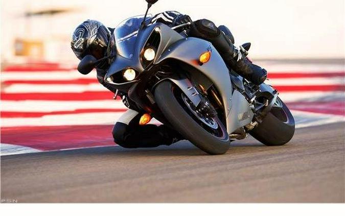 2013 Yamaha Motor Corp., USA YZF-R1