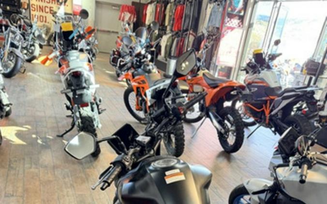 2026 Honda CB750 Hornet E-Clutch